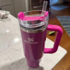 Stanley Magenta Tumbler with Handle